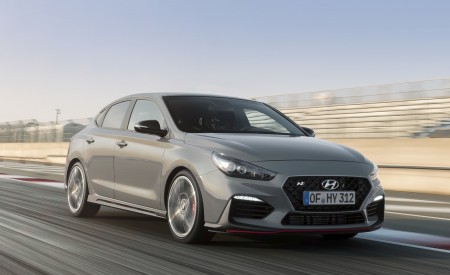 2019 Hyundai i30 Fastback N Front Three-Quarter Wallpapers 450x275 (8)