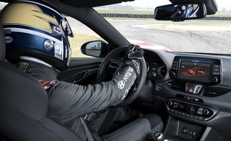 2019 Hyundai i30 Fastback N Interior Wallpapers 450x275 (32)
