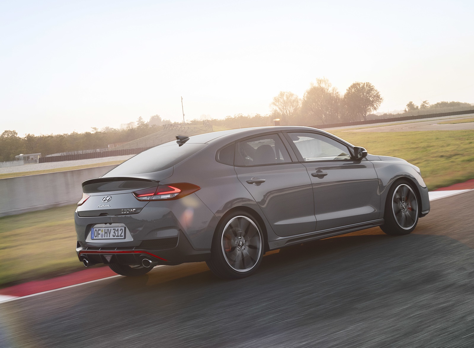 2019 Hyundai i30 Fastback N Rear Three-Quarter Wallpapers #5 of 32
