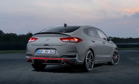2019 Hyundai i30 Fastback N Rear Three-Quarter Wallpapers 450x275 (16)