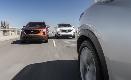 2019 Infiniti QX50 and 2019 Cadillac XT4 with 2019 Acura RDX Front Wallpapers 450x275 (119)