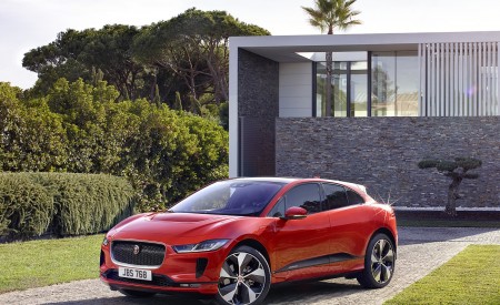 2019 Jaguar I-PACE (Color: Photon Red) Front Three-Quarter Wallpapers 450x275 (88)