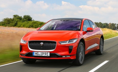 2019 Jaguar I-PACE EV400 AWD HSE First Edition (Color: Photon Red) Front Three-Quarter Wallpapers 450x275 (10)