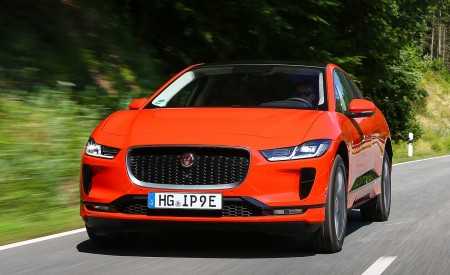 2019 Jaguar I-PACE EV400 AWD HSE First Edition (Color: Photon Red) Front Wallpapers 450x275 (17)