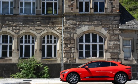 2019 Jaguar I-PACE EV400 AWD HSE First Edition (Color: Photon Red) Side Wallpapers 450x275 (64)