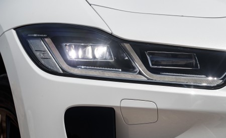 2019 Jaguar I-PACE EV400 AWD S (Color: Yulong White) Headlight Wallpapers 450x275 (183)