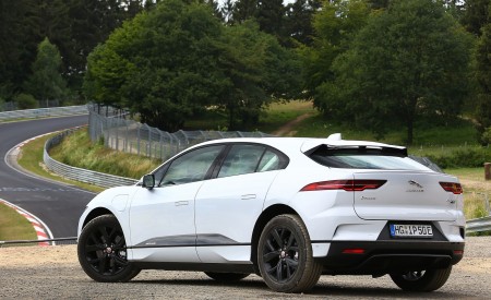 2019 Jaguar I-PACE EV400 AWD S (Color: Yulong White) Rear Three-Quarter Wallpapers 450x275 (179)