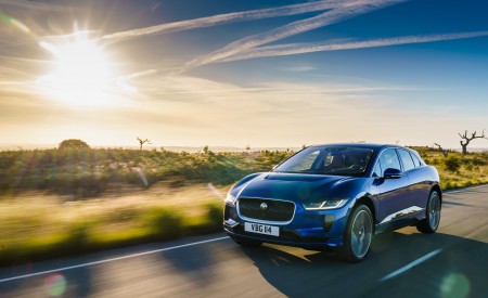2019 Jaguar I-PACE Front Three-Quarter Wallpapers 450x275 (132)