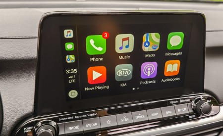2019 Kia Forte Central Console Wallpapers 450x275 (71)