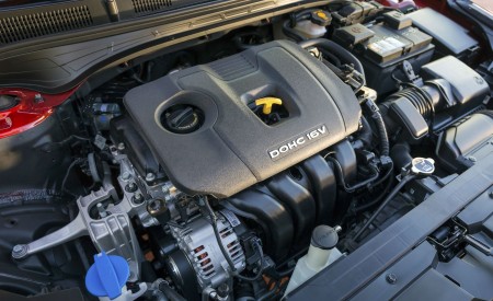 2019 Kia Forte Engine Wallpapers 450x275 (26)