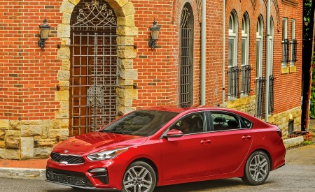 2019 Kia Forte Front Three-Quarter Wallpapers 450x275 (36)