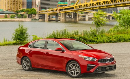 2019 Kia Forte Front Three-Quarter Wallpapers 450x275 (48)