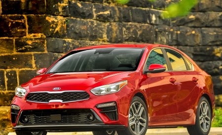 2019 Kia Forte Front Three-Quarter Wallpapers 450x275 (54)