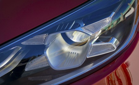 2019 Kia Forte Headlight Wallpapers 450x275 (19)