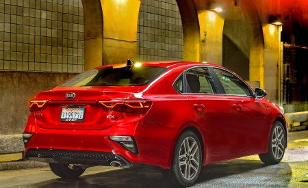 2019 Kia Forte Rear Three-Quarter Wallpapers 450x275 (57)