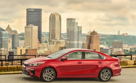 2019 Kia Forte Side Wallpapers 450x275 (41)