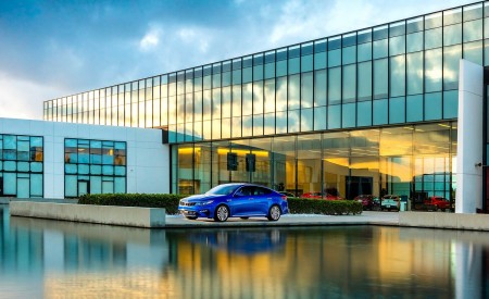 2019 Kia Optima Front Three-Quarter Wallpapers 450x275 (8)