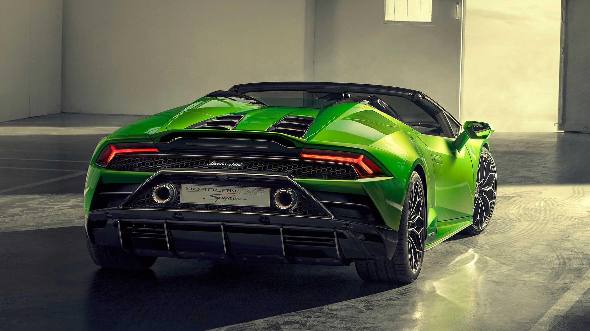 2019 Lamborghini Huracán EVO Spyder Rear Wallpapers (14)
