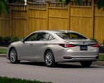 2019 Lexus ES 300h Rear Three-Quarter Wallpapers 150x120
