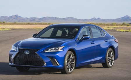 2019 Lexus ES 350 F-Sport Front Three-Quarter Wallpapers 450x275 (6)