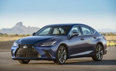 2019 Lexus ES 350 F-Sport Front Three-Quarter Wallpapers 450x275 (2)