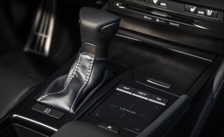 2019 Lexus ES 350 F-Sport Interior Detail Wallpapers 450x275 (54)