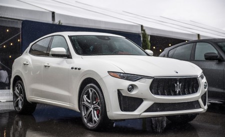 2019 Maserati Levante GTS Front Three-Quarter Wallpapers 450x275 (59)