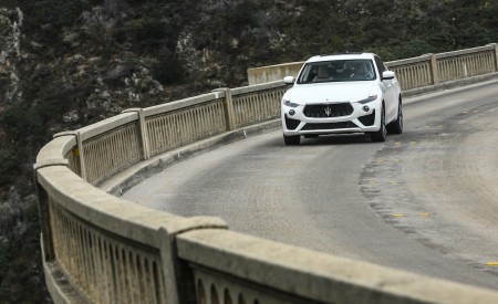 2019 Maserati Levante GTS Front Wallpapers 450x275 (15)