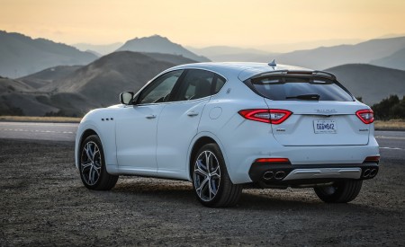 2019 Maserati Levante GTS Rear Three-Quarter Wallpapers 450x275 (34)