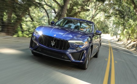 2019 Maserati Levante Trofeo Front Three-Quarter Wallpapers 450x275 (8)