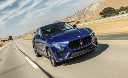 2019 Maserati Levante Trofeo Front Three-Quarter Wallpapers 450x275 (10)
