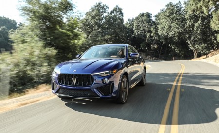 2019 Maserati Levante Trofeo Front Wallpapers 450x275 (11)