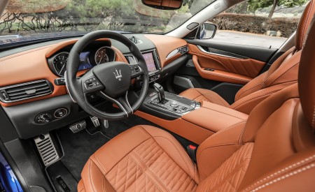 2019 Maserati Levante Trofeo Interior Cockpit Wallpapers 450x275 (69)