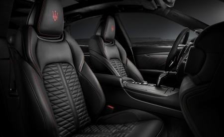 2019 Maserati Levante Trofeo Interior Front Seats Wallpapers 450x275 (90)