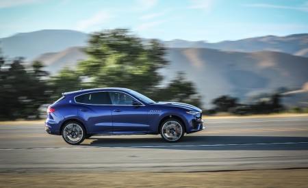 2019 Maserati Levante Trofeo Side Wallpapers 450x275 (40)