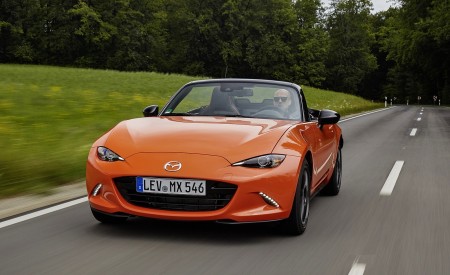 2019 Mazda MX-5 Miata 30th Anniversary Edition Front Wallpapers 450x275 (28)