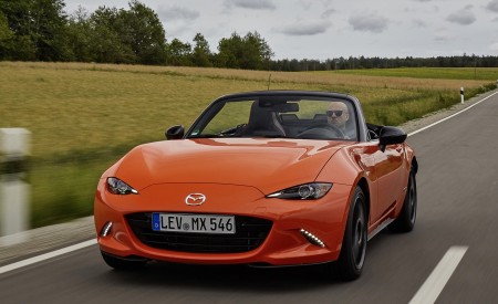 2019 Mazda MX-5 Miata 30th Anniversary Edition Front Wallpapers 450x275 (18)