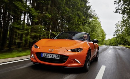 2019 Mazda MX-5 Miata 30th Anniversary Edition Front Wallpapers 450x275 (22)