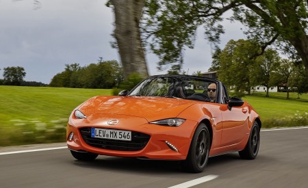 2019 Mazda MX-5 Miata 30th Anniversary Edition Front Wallpapers 450x275 (34)