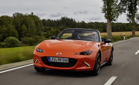 2019 Mazda MX-5 Miata 30th Anniversary Edition Front Wallpapers 450x275 (23)