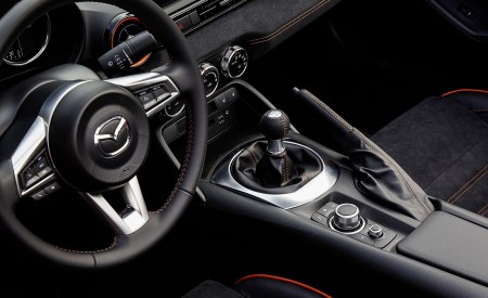 2019 Mazda MX-5 Miata 30th Anniversary Edition Interior Detail Wallpapers 450x275 (71)