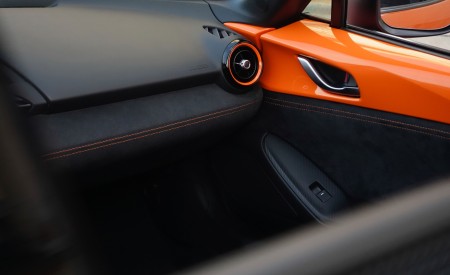 2019 Mazda MX-5 Miata 30th Anniversary Edition Interior Wallpapers 450x275 (87)