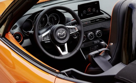 2019 Mazda MX-5 Miata 30th Anniversary Edition Interior Wallpapers 450x275 (74)