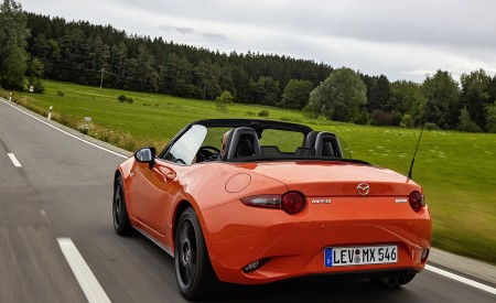 2019 Mazda MX-5 Miata 30th Anniversary Edition Rear Three-Quarter Wallpapers 450x275 (42)
