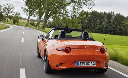 2019 Mazda MX-5 Miata 30th Anniversary Edition Rear Wallpapers 450x275 (47)