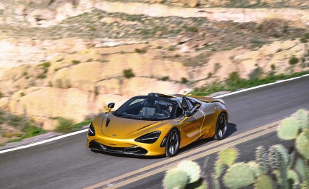 2019 McLaren 720S Spider (Color: Aztec Gold) Front Three-Quarter Wallpapers 450x275 (22)