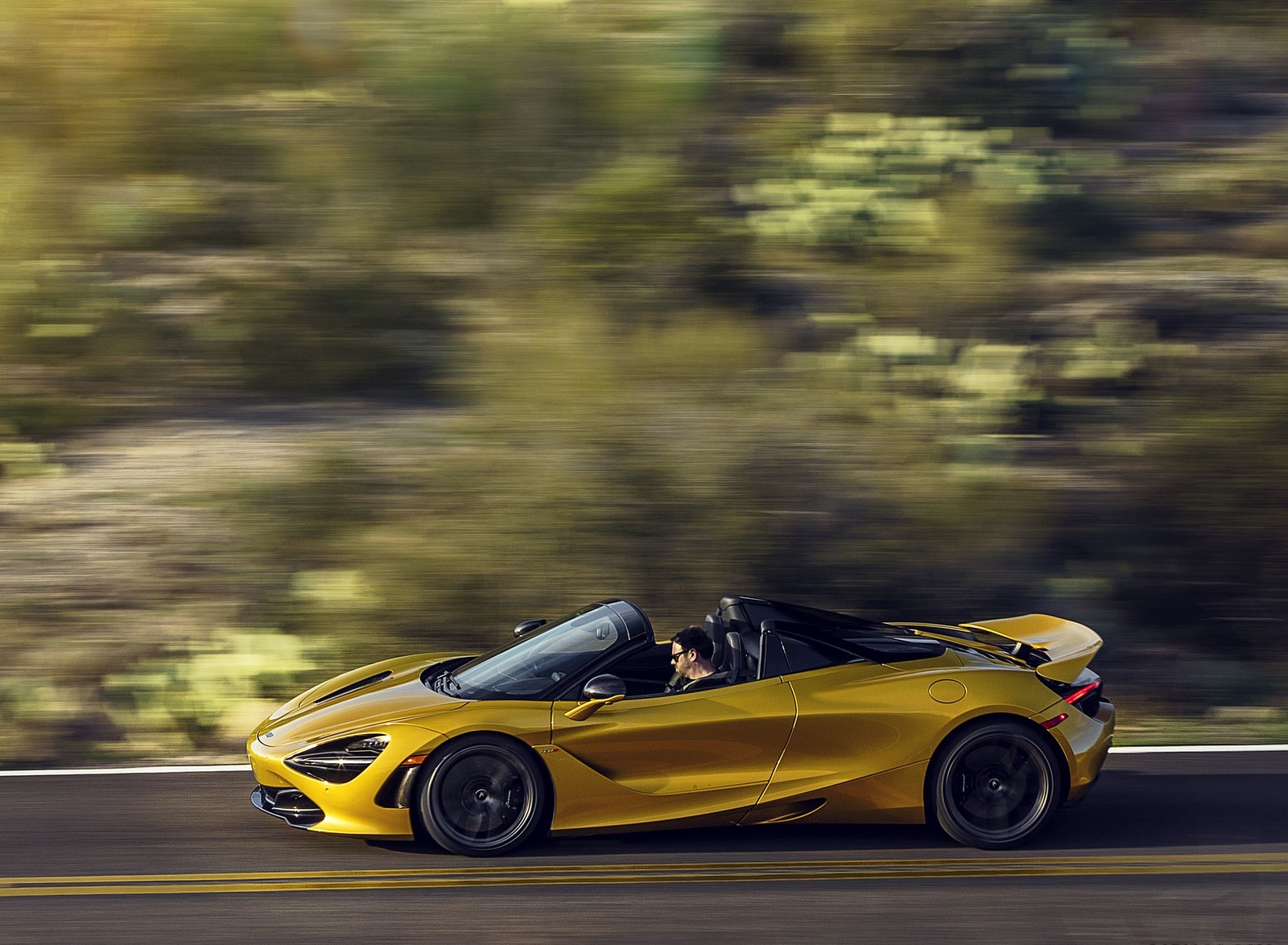 2019 McLaren 720S Spider (Color: Aztec Gold) Side Wallpapers #25 of 67