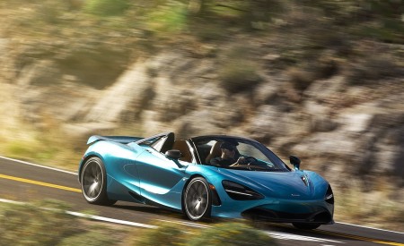 2019 McLaren 720S Spider (Color: Belize Blue) Front Three-Quarter Wallpapers 450x275 (4)