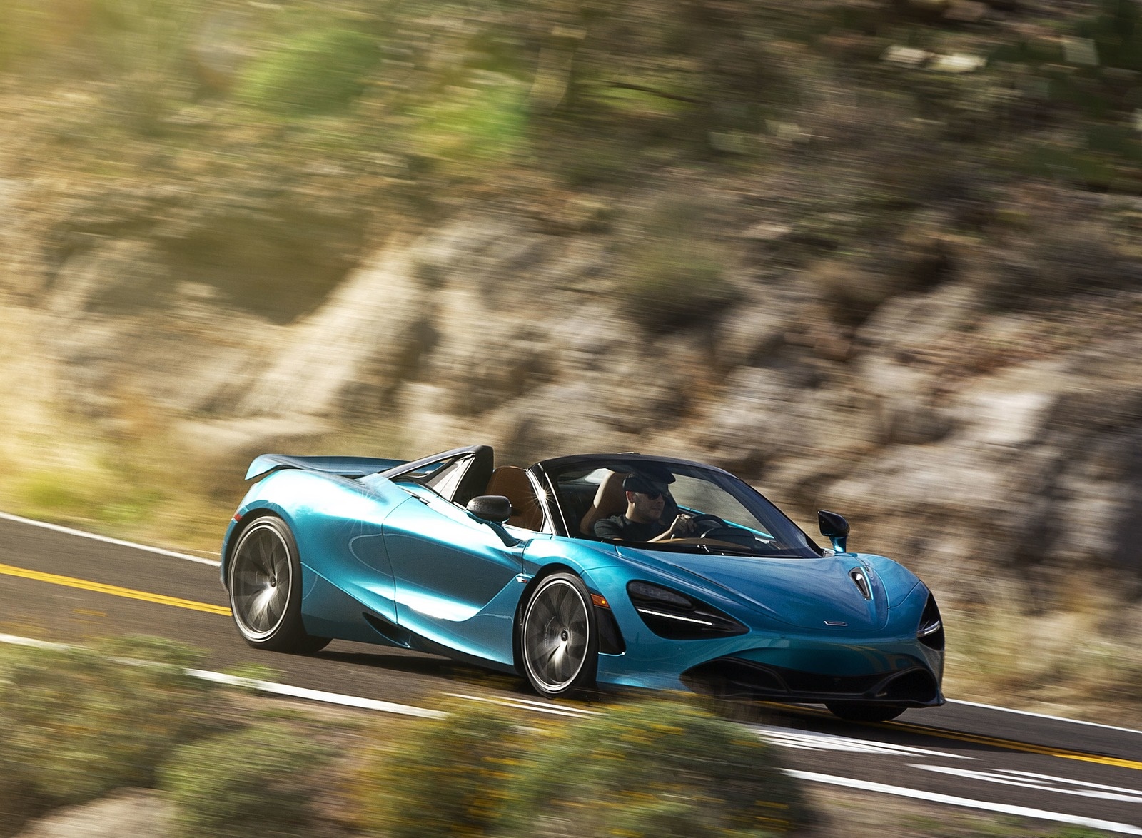 2019 McLaren 720S Spider (Color: Belize Blue) Front Three-Quarter Wallpapers #4 of 67