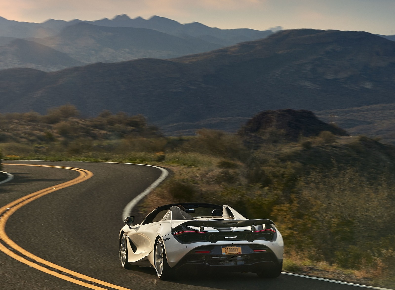 2019 McLaren 720S Spider (Color: Supernova Silver) Rear Three-Quarter Wallpapers #38 of 67